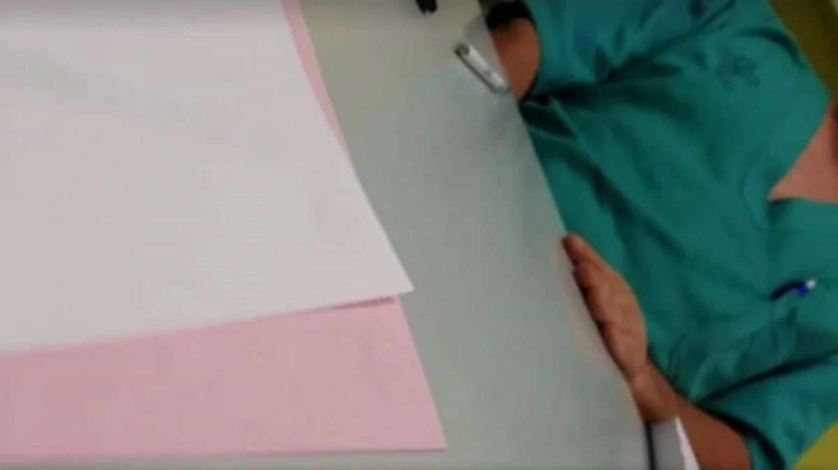 Un médico se masturba mientras atiende una paciente (VIDEO) -  Internacionales - FM Capital, Noticias en Salta, Argentina